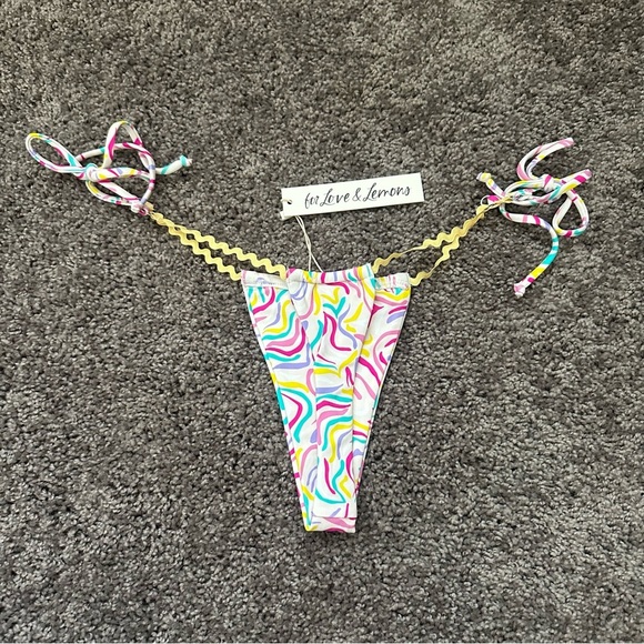 NWT For Love & Lemons Colorful Bikini Bottoms Size Extra Small XS - Picture 2 of 3